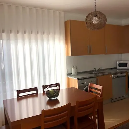 Alojamentos Campo & Mar - T1 Com Piscina Апартаменты *