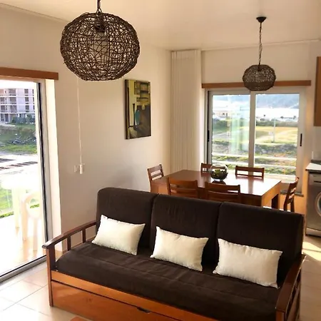 Alojamentos Campo & Mar - T1 Com Piscina アパート サン・マルティーニョ・ド・ポルト