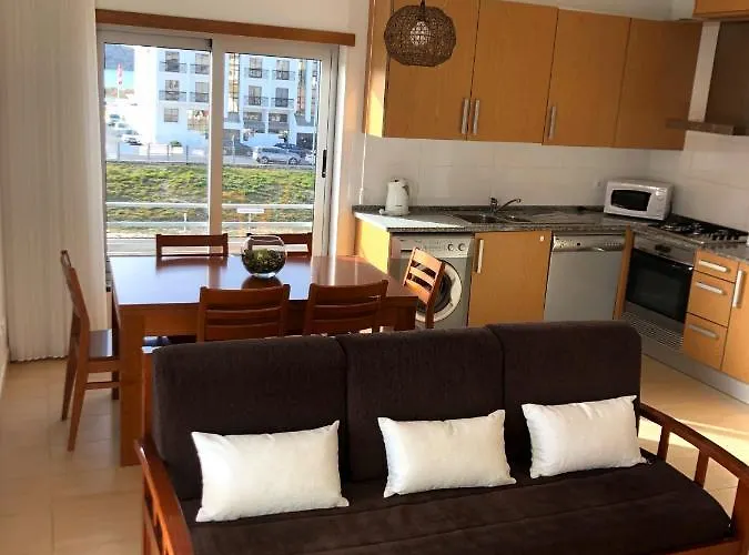 Alojamentos Campo & Mar - T1 Com Piscina Apartman São Martinho do Porto